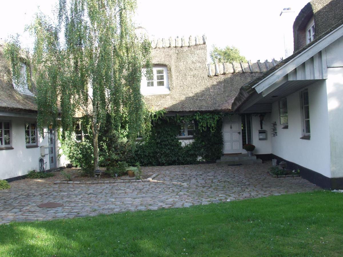 Dyrlundgaard Tilbyder Charmerende Ferielejlighed. Helsinge Exterior foto